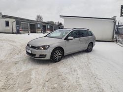 Silber Gebraucht 2017 VW Golf VII Allstar Kombi | 15.990 € (Teuer)