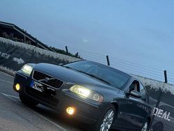 Grau Gebraucht 2005 Volvo S60 Limousine | 2.700 € (Fairer Preis)