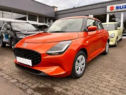 Orange Neu 2025 Suzuki Swift Club Limousine | 18.990 €