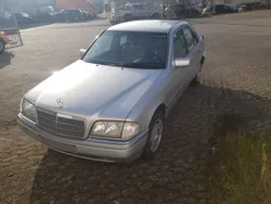 Silber Gebraucht 1996 Mercedes C180 Limousine | 3.100 € (Fairer Preis)