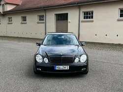 Schwarz Gebraucht 2005 Mercedes E220 Limousine | 7.290 € (Teuer)