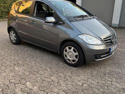 Beige Gebraucht 2009 Mercedes A160 Kleinwagen | 4.950 € (Fairer Preis)