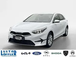 Wd cararraweiss (weiß) Gebraucht 2024 Kia Ceed Vision Limousine | 21.997 € (Superpreis)