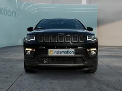 Schwarz Gebraucht 2020 Jeep Compass SUV | 25.290 € (Fairer Preis)