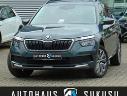 Quarzgrau metallic Gebraucht 2021 Skoda Kamiq Clever SUV | 16.480 € (Fairer Preis)