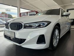 Weiß Gebraucht 2023 BMW 318 Sport Line Kombi | 31.991 € (Fairer Preis)