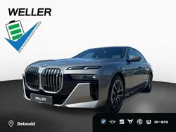 Oxidgrau (grau) Gebraucht 2023 BMW i7 M Sport Limousine | 81.850 € (Guter Preis)