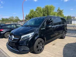 Schwarz Gebraucht 2021 Mercedes V300 Avantgarde Van / Kleinbus | 51.745 € (Etwas zu teuer)