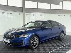 Blau Gebraucht 2024 Skoda Superb LAURIN & KLEMENT Limousine | 46.480 € (Etwas zu teuer)