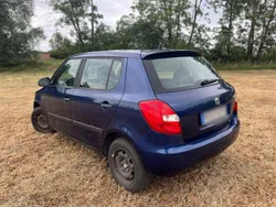 Blau Gebraucht 2009 Skoda Fabia Kleinwagen | 1.200 € (Guter Preis)