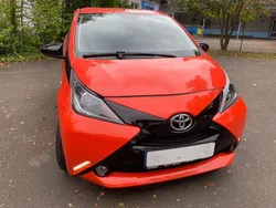 Orange Gebraucht 2014 Toyota Aygo X-cite Kleinwagen | 6.900 € (Guter Preis)