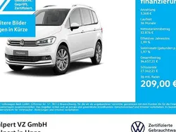 Weiß Gebraucht 2024 VW Touran Highline Van / Kleinbus | 36.244 € (Fairer Preis)