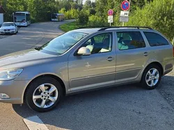 Gelb Gebraucht 2010 Skoda Octavia Kombi | 6.500 € (Guter Preis)