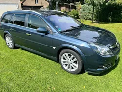 Blau Gebraucht 2008 Opel Vectra Cosmo Kombi | 2.500 € (Etwas zu teuer)