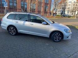 Silber Gebraucht 2020 VW Golf VII United Kombi | 15.900 € (Fairer Preis)
