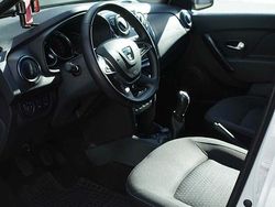 Weiß Gebraucht 2016 Dacia Logan MCV Kombi | 4.500 €