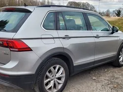 Andere außenfarben Gebraucht 2016 VW Tiguan Comfortline SUV | 18.000 € (Guter Preis)