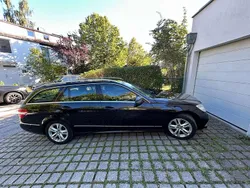 Schwarz Gebraucht 2012 Mercedes E220 Avantgarde Kombi | 10.500 € (Guter Preis)