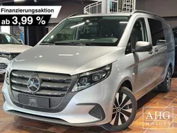 Lackfarbe hightechsilber metal Gebraucht 2024 Mercedes Vito Van / Kleinbus | 53.950 €