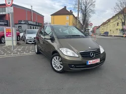 Gold Gebraucht 2008 Mercedes A150 Limousine | 5.950 € (Etwas zu teuer)