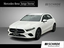 Weiß Gebraucht 2024 Mercedes A200 Advanced Limousine | 31.750 € (Etwas zu teuer)