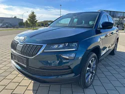 Blau Gebraucht 2020 Skoda Karoq Drive SUV | 12.999 € (Fairer Preis)