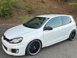 Weiß Gebraucht 2010 VW Golf VI GTI Kleinwagen | 9.000 €