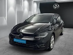 Deep black perleffekt Gebraucht 2024 VW Polo IQ Drive Limousine | 30.950 €