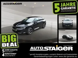 Lackierung schwarz perla nera/ Gebraucht 2024 Opel Astra Limousine | 28.490 € (Superpreis)