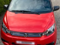 Rot Gebraucht 2018 Aixam Microcar Kleinwagen | 9.000 €