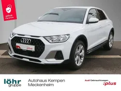 Gletscherweiß metallic Gebraucht 2024 Audi A1 Basis Kleinwagen | 25.550 € (Guter Preis)