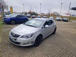 Grau Gebraucht 2011 Opel Astra Limousine | 4.444 € (Fairer Preis)