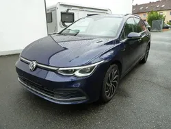 Blau Gebraucht 2022 VW Golf VIII Highline Kombi | 16.890 € (Superpreis)