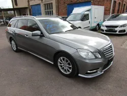 Silber Gebraucht 2012 Mercedes E200 Kombi | 6.990 €