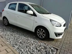 Weiß Gebraucht 2018 Mitsubishi Space Star Edition Limousine | 6.300 € (Fairer Preis)
