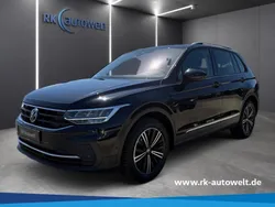 Schwarz Gebraucht 2021 VW Tiguan Active SUV | 26.990 € (Fairer Preis)