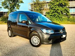 Braun Gebraucht 2016 VW Caddy Trendline Van / Kleinbus | 16.490 € (Etwas zu teuer)