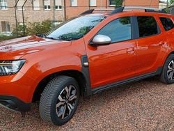 Orange Gebraucht 2022 Dacia Duster Prestige SUV | 16.500 € (Guter Preis)
