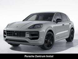 Kreide Neu 2025 Porsche Cayenne Black Edition SUV | 136.093 € (Etwas zu teuer)