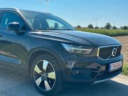 Schwarz Gebraucht 2020 Volvo XC40 Momentum SUV | 15.990 € (Superpreis)