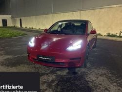 Rot Gebraucht 2021 Tesla Model 3 Standard Range Limousine | 29.600 € (Etwas zu teuer)