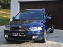 Blau metallic Gebraucht 2005 Skoda Octavia Kombi | 9.990 €