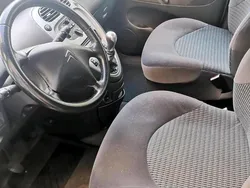 Braun Gebraucht 2008 Citroën C3 Picasso Van / Kleinbus | 2.222 €