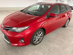 Rot Gebraucht 2014 Toyota Auris Touring Sports Kombi | 13.490 € (Fairer Preis)