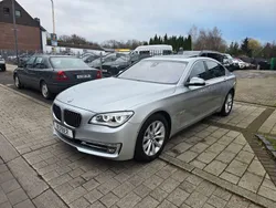 Glaciersilber metallic (metallic) Gebraucht 2013 BMW 750 Comfort Edition Limousine | 24.690 € (Fairer Preis)