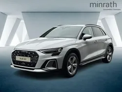 Weiß Gebraucht 2025 Audi A3 Ambiente Limousine | 36.670 €