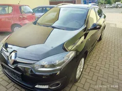 Sternenschwarz Gebraucht 2016 Renault Mégane GrandTour LIMITED Kombi | 10.000 € (Fairer Preis)