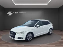 Weiß Gebraucht 2016 Audi A3 Sportback Sport Limousine | 16.490 € (Fairer Preis)