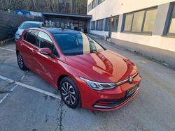 Rot Gebraucht 2022 VW Golf VIII Active Limousine | 20.555 € (Guter Preis)