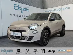 Beige Neu 2025 Fiat 600 SUV | 24.989 € (Fairer Preis)